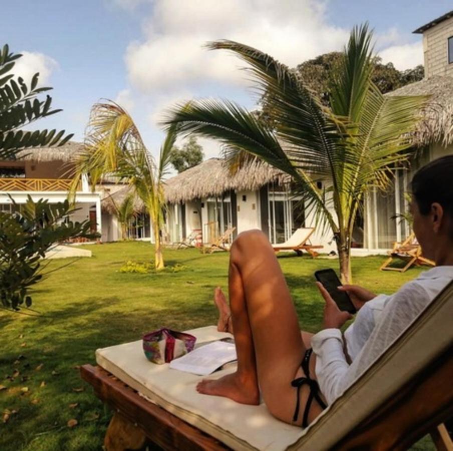 Vikara Bed & Breakfast Olon Exterior photo